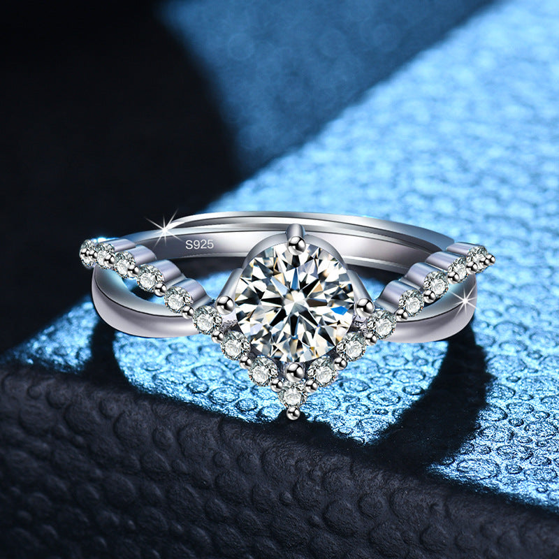 Classic Six-Claw Moissanite Diamond Ring
                           White Gold Finish  Diamond Accent Ring  Elegant Jewelry  Women?s Ring  Men?s Ring  U Shaped Ring  Electroplated Ring  Luxury Jewelry  Timeless Design  Sparkling Ring